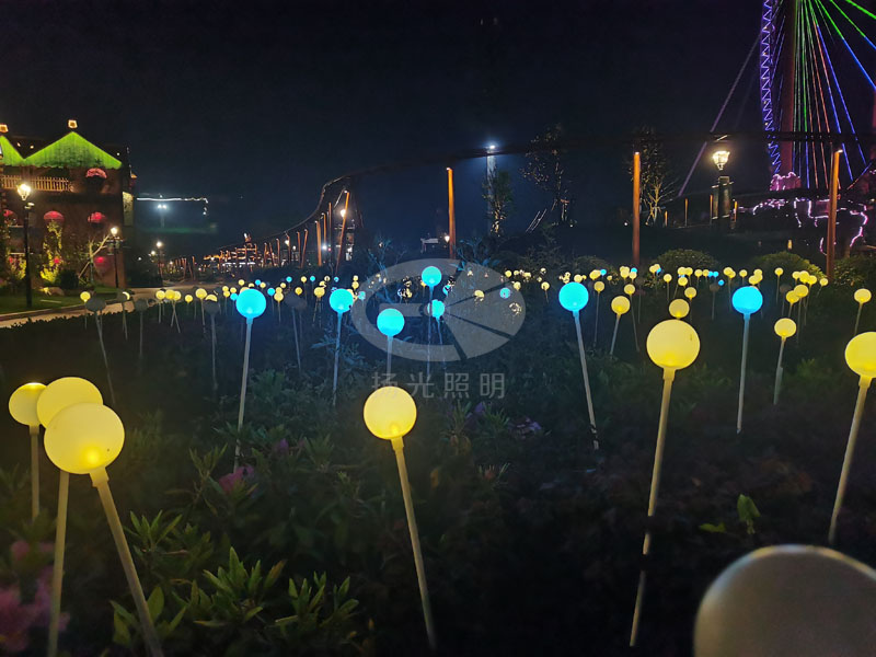 小鎮（zhèn）夜遊燈光實拍圖二