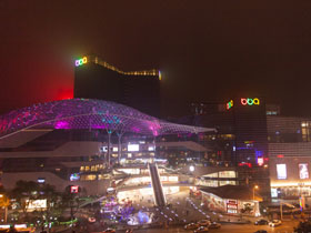 湖（hú）南步步高商業綜合體夜景照明工程