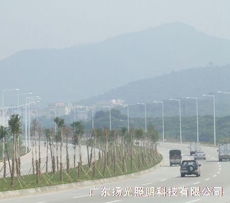 東莞（wǎn）環湖路道路照明工程