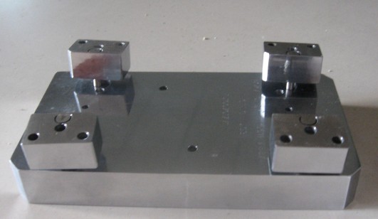 電子行業CNC機加工